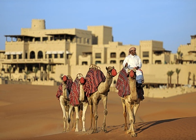 Kamel-Trekking in nomadischen Tradition